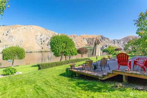 Lakefront, ORONDO, WA 98843