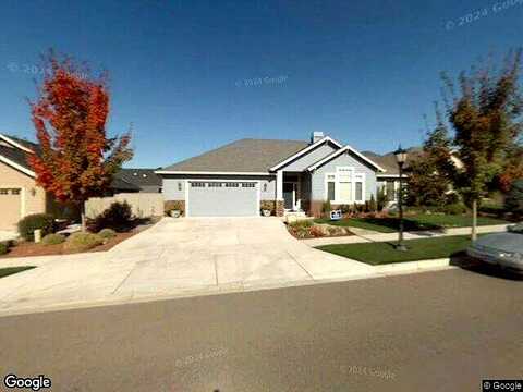 Calle Vista, MEDFORD, OR 97504