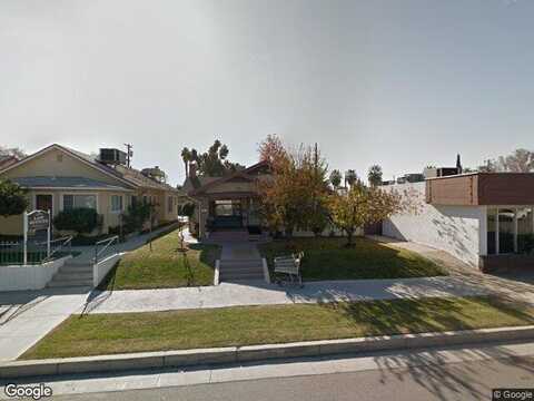 18Th, BAKERSFIELD, CA 93301