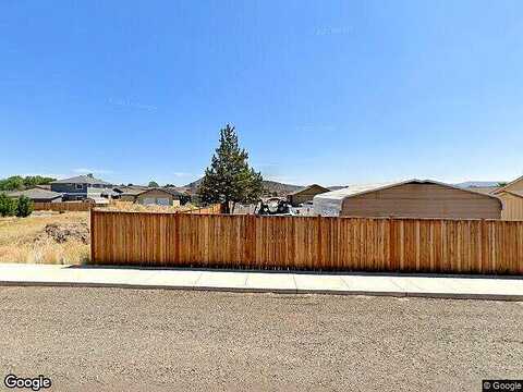 Colleen, PRINEVILLE, OR 97754