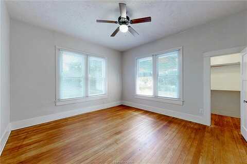 Parker, BRYAN, TX 77803