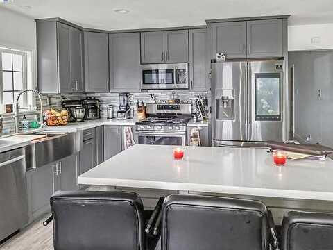 Sims, BRENTWOOD, CA 94513