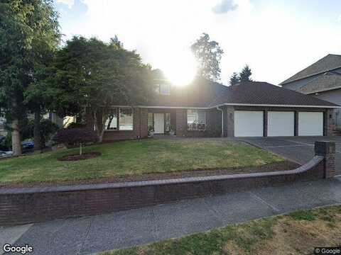 Megan, CLACKAMAS, OR 97015