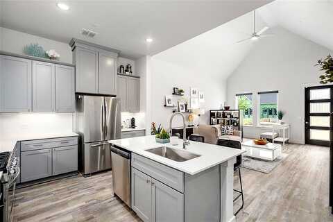 Rose Willow, ARLINGTON, TX 76005