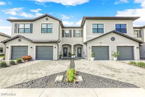 Pine Lodge, FORT MYERS, FL 33913