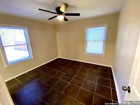 Huxley, SAN ANTONIO, TX 78218