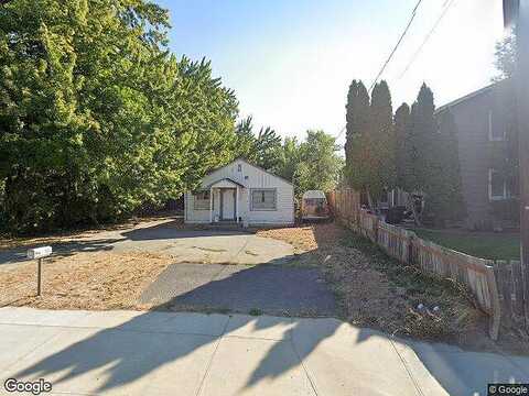 Maple, WENATCHEE, WA 98801