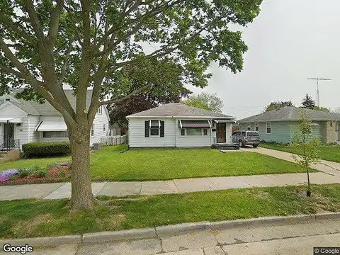Russet, RACINE, WI 53405