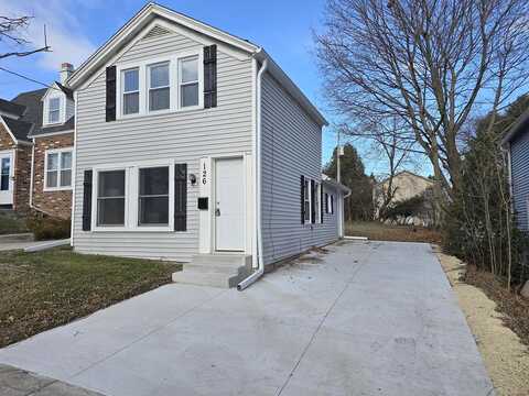 Dodge, PORT WASHINGTON, WI 53074