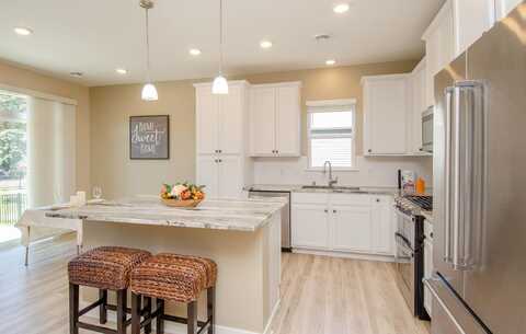 Parkside, CHAMPLIN, MN 55316