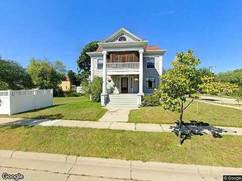 Main, STOUGHTON, WI 53589