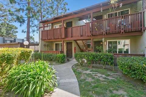 Macarthur, SANTA ANA, CA 92707