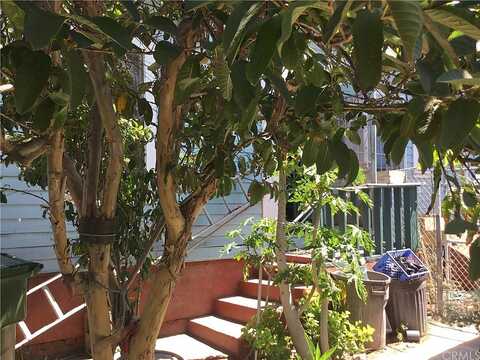 54Th, LOS ANGELES, CA 90037