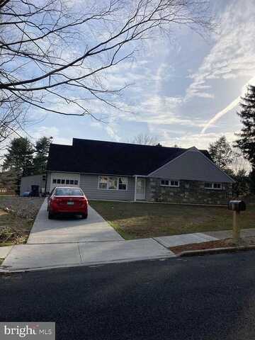 Rhoads Ave, JENKINTOWN, PA 19046