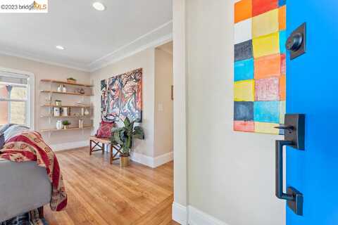 Roberts, OAKLAND, CA 94605