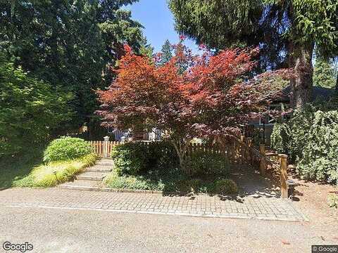 8Th, LAKE OSWEGO, OR 97034