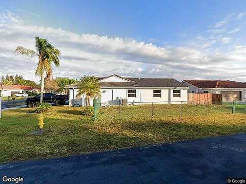 Hawkes Bluff, DAVIE, FL 33331