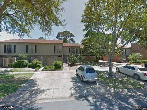 Huron, PENSACOLA, FL 32507