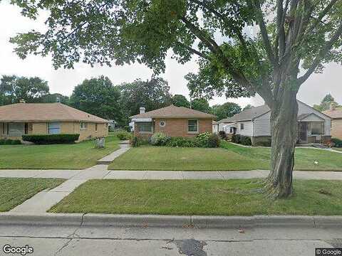 70Th, MILWAUKEE, WI 53218