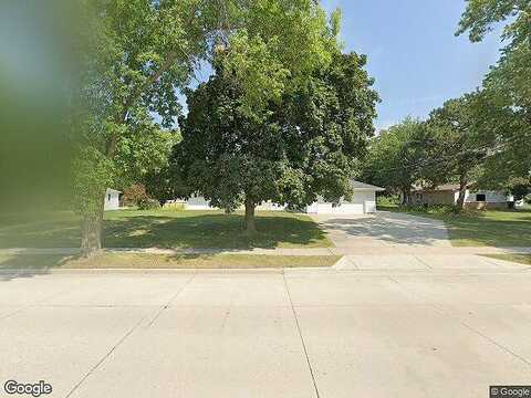 Roberta, WAUKESHA, WI 53186