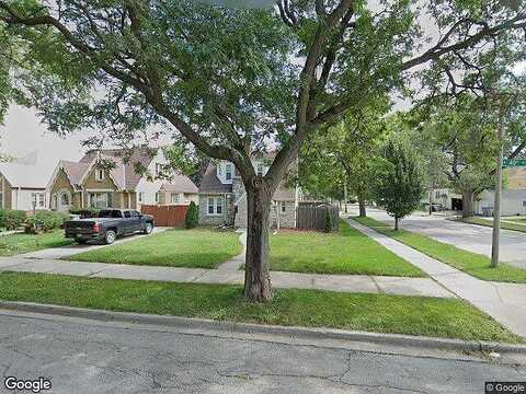 40Th, MILWAUKEE, WI 53216