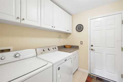 Griffin, LADY LAKE, FL 32159