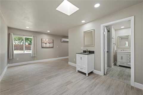 27Th, WACO, TX 76708