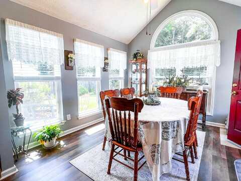 Peeks Crossing, SENOIA, GA 30276