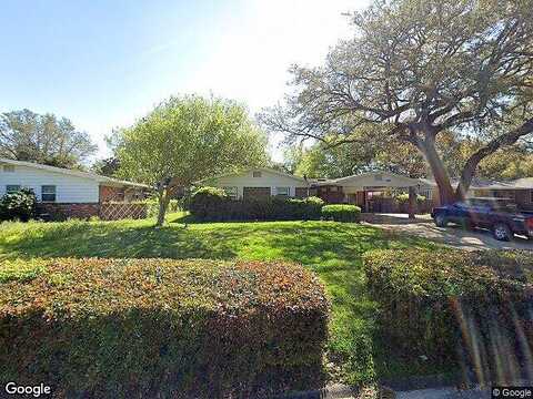 Priscilla, FORT WALTON BEACH, FL 32547