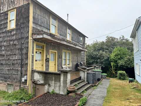 Grand, ASTORIA, OR 97103
