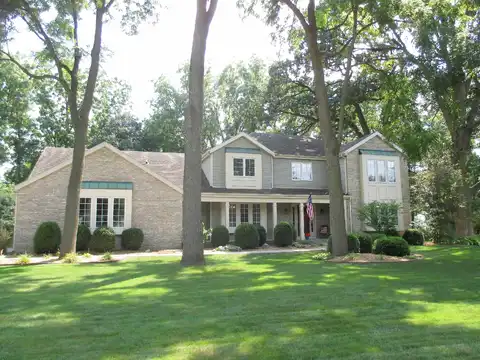 Camelot, BELOIT, WI 53511