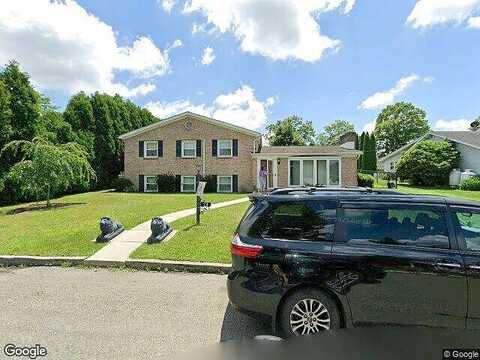 Sherwood, TAMAQUA, PA 18252