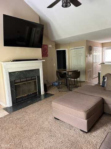 Jill, CARTERSVILLE, GA 30120