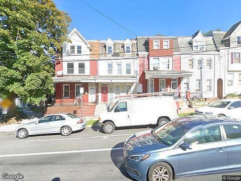 Broad, LANCASTER, PA 17602
