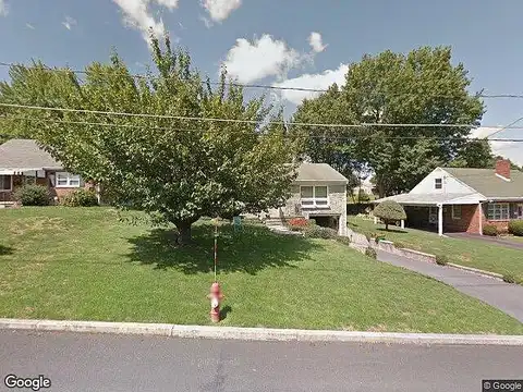 End, AKRON, PA 17501