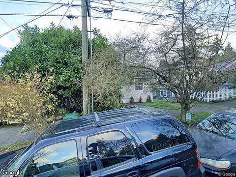 81St, SEATTLE, WA 98103