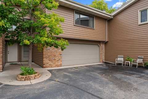 Mitchell, EDEN PRAIRIE, MN 55347