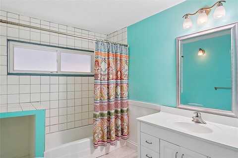 34Th, SAINT PETERSBURG, FL 33705