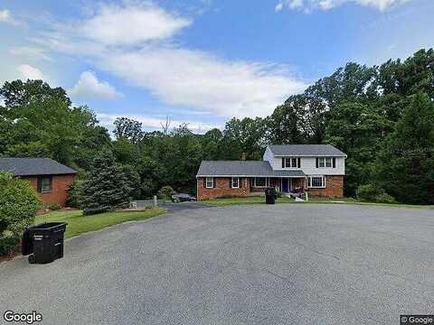 Hollyberry, ROANOKE, VA 24018