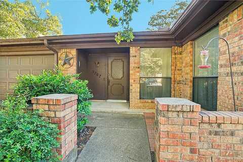 Kingstree, ARLINGTON, TX 76017