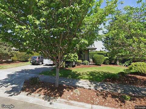 Ashley, SCAPPOOSE, OR 97056