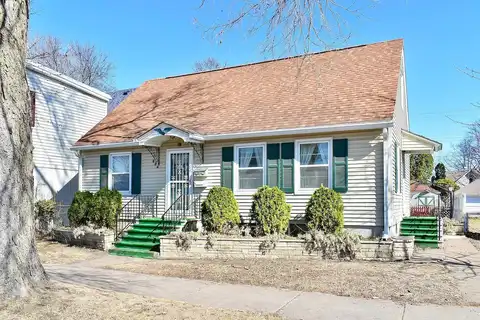 Broadway, WINONA, MN 55987