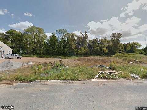 Lenni, EMMAUS, PA 18049