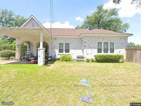 Main, HENDERSON, TX 75652