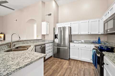 Elbow Bend, TUCSON, AZ 85739