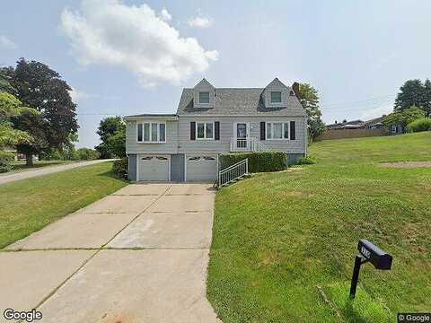 Sarah, WEST MIFFLIN, PA 15122
