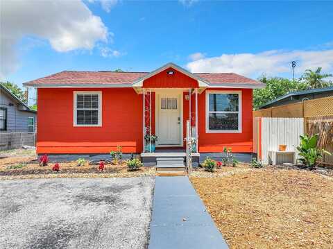 24Th, SAINT PETERSBURG, FL 33713