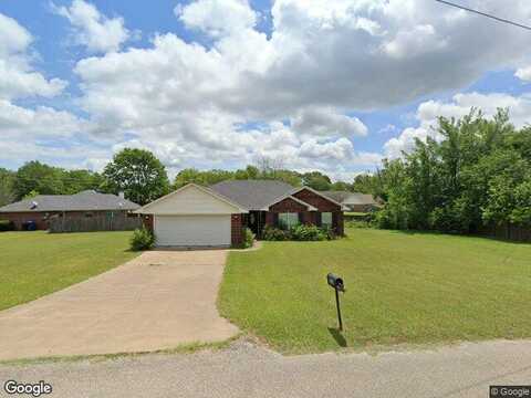Robyn, LINDALE, TX 75771