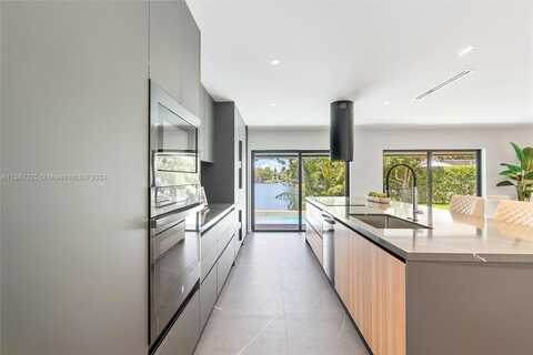 22Nd, NORTH MIAMI BEACH, FL 33179