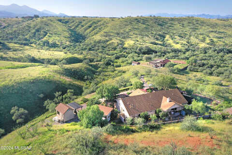 Escalones Ct, Patagonia, AZ 85624